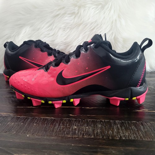 Nike Fastflex Cleats Girl's Size 5Y