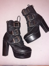 Fantasy London Plateau Leder Stiefel Schnallen Gr. UK 8 (40) Gothic WGT sexy RAR