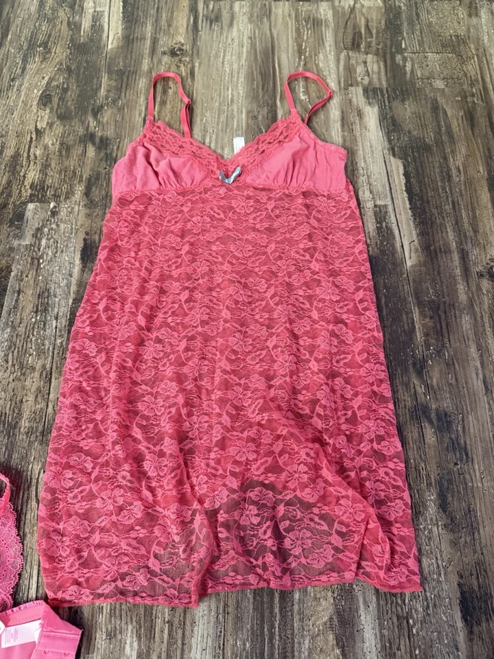 Huge Bra Underwear Pajama Lounge Lot Size 34b M/L - Image 2 of 4