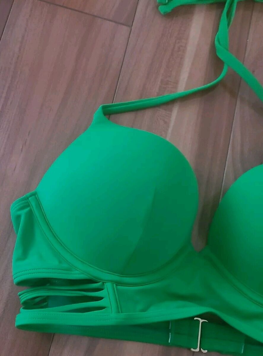NWT Victoria's Secret VS Bombshell add 2 cups bikini swim NWT Victoria's Secret VS Bombshell add 2 cups bikini swim