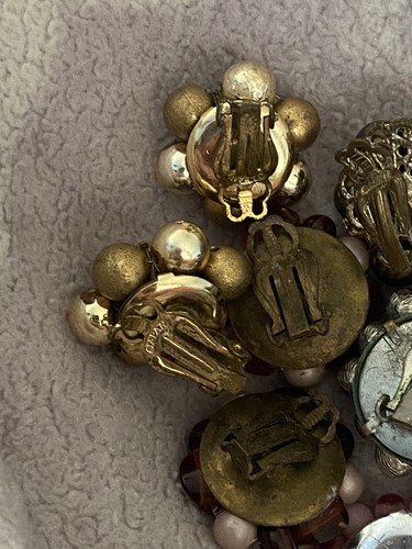 Lot Of 5 Vintage Clip On Earring Bundle - Picture 8 of 8