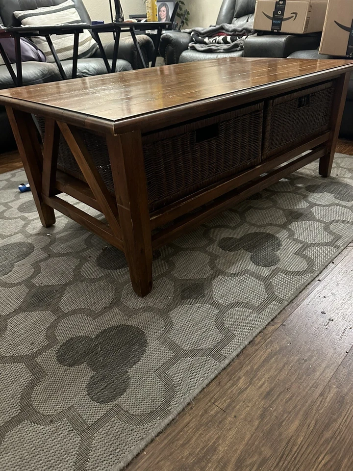 Mesa de centro Living Spaces Foto 2 de 3