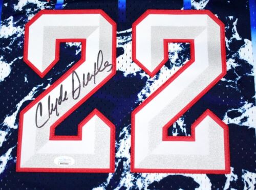 Clyde Drexler Signed Rockets Mitchell & Ness Hardwood Swingman Jersey- JSA W - Picture 5 of 6