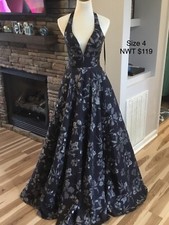Prom Dress Size 4 New, never worn