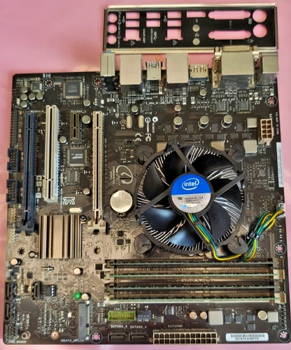 Intel i7-4790 CPU Quad-Core 3.6GHz Asus CS-B board 16GB DDR3 Ram 1150 Dual Lan