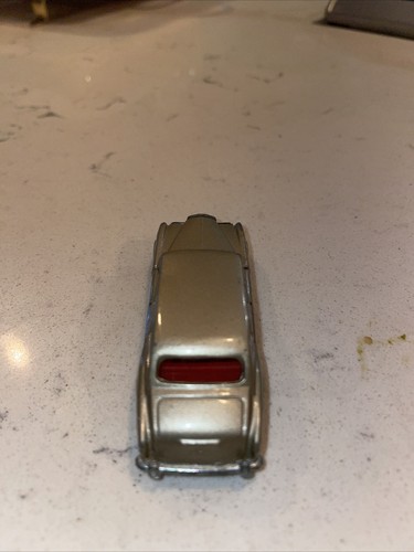 Vintage Tomy Tomica Rolls-Royce Phantom VI Japan Silver Die Cast 1:78 - Picture 4 of 6