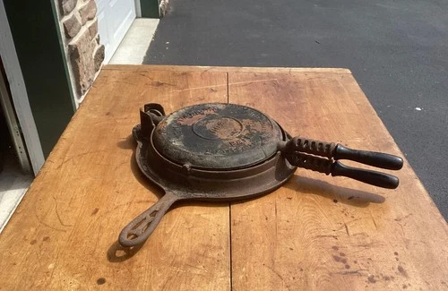 Vintage Griswold New American No. 8 Cast Iron Waffle Maker Patent May 14&21 1901