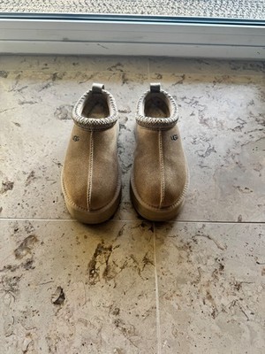 UGG Tazz slippers women size 6 color mustard seed