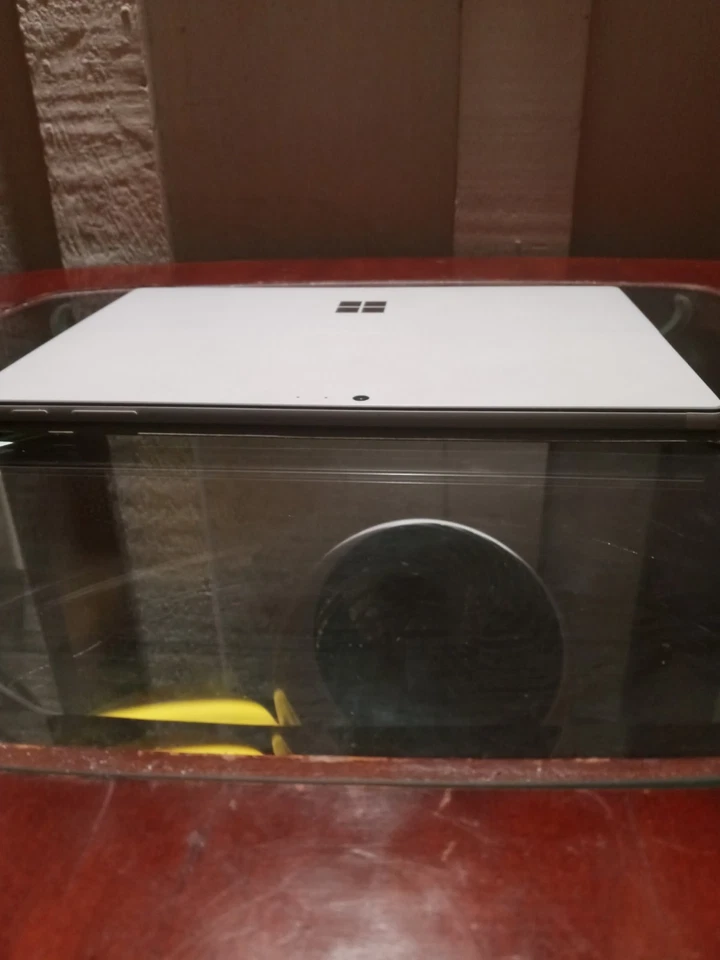 Microsoft Surface Pro M3 1796 Foto 4 de 4