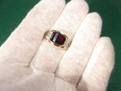 HANDSOME OLDER VTG MEN'S 14K YELLOW GOLD ''NUGGET'' STYLE RED GARNET DIAMOND RING