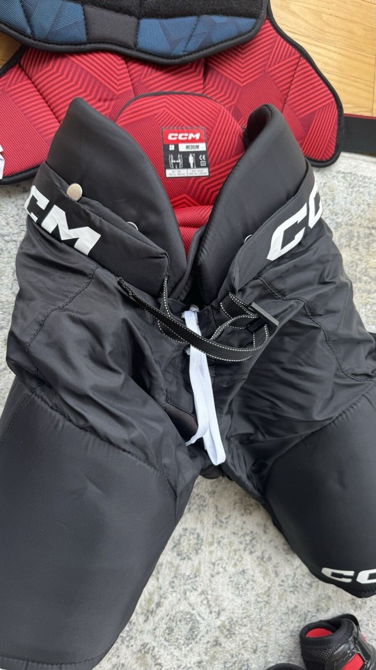 CCM Hockey Protective Gear Set. Ice Hockey Equipment with Bag Youth