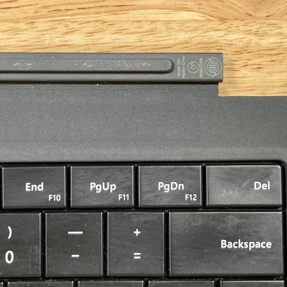 Microsoft Surface Pro 2 1561 Negro Tipo Cubierta Teclado Folio Para Surface RT Foto 3 de 3