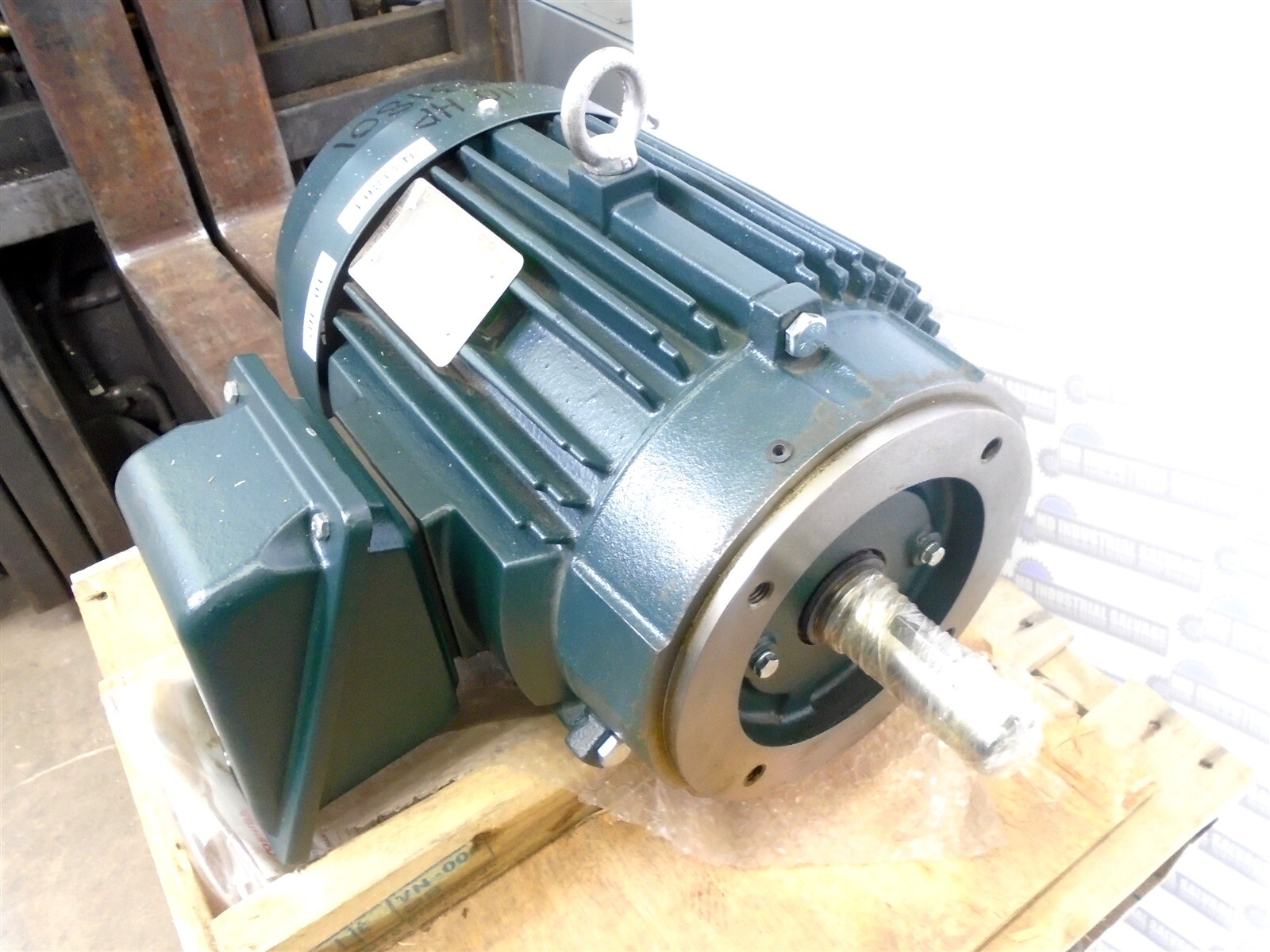 TOSHIBA 0104SDSR44A-P - Cont Duty EQP AC MOTOR - 10HP 1800RPM 230/460V - 1-3/8"