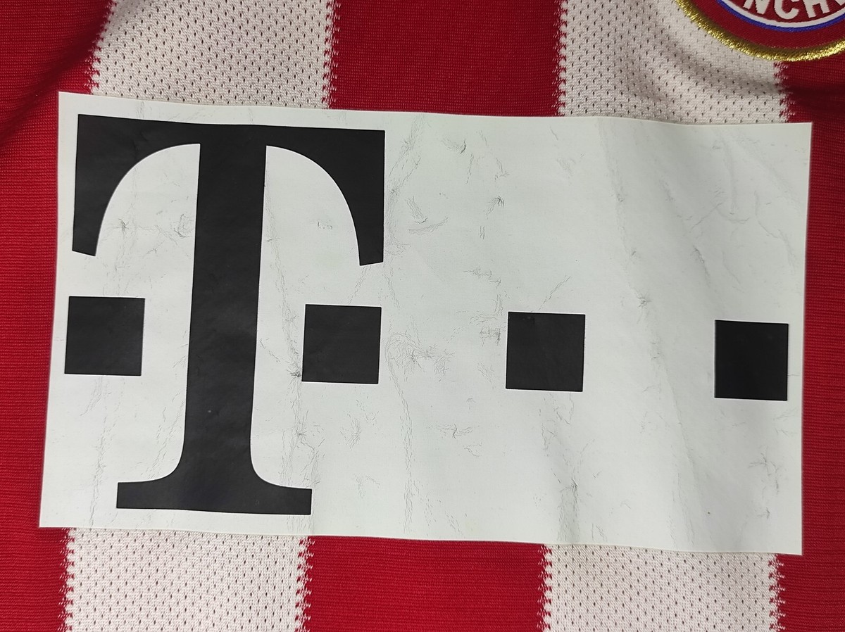 BAYERN MUNICH FC 2010-11 HOME SHIRT ADIDAS P95790 JERSEY SOCCER