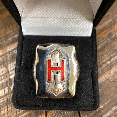 Hupmobile Ring. Size 11