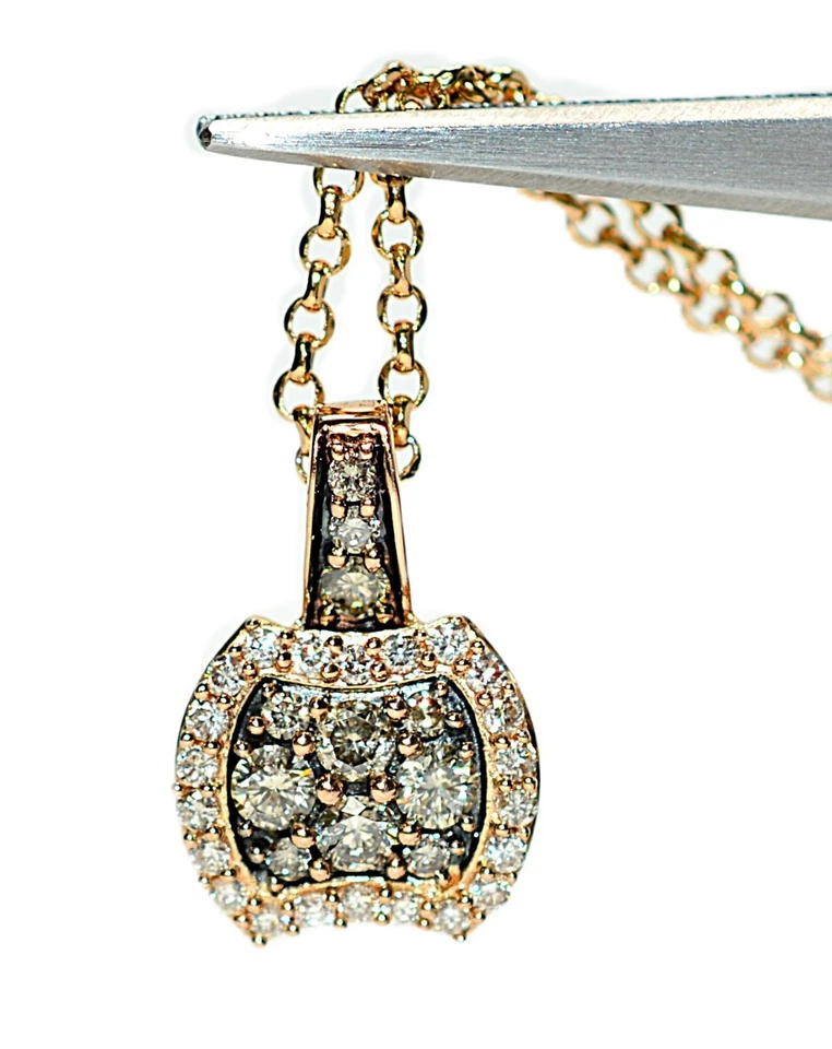 Collar LeVian Diamantes Naturales Oro Rosa 14K .52tcw Diseñador Colgante Piedras Preciosas Foto 3 de 4