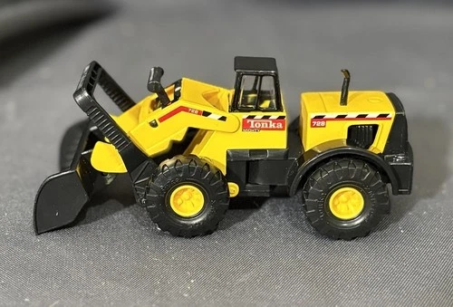 Vintage Die-Cast Yellow Dump Truck Toy 6” Construction Vehicle Toy Car