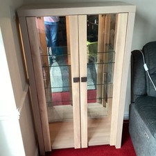 Modern Beige Wood Effect Glass Display Cabinet 2 Doors 2 Shelves 80x40x130cm