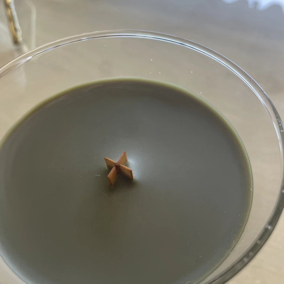 NEW WoodWick Fraser Fir Large Hourglass Candle 21.5 oz Christmas Green - Image 3 of 3