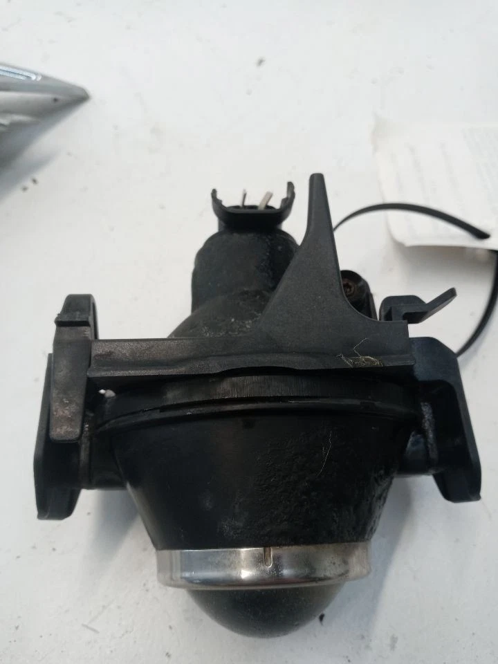 Luz antiniebla izquierda para conductor Ford Taurus 2008 2009 probado por fabricante original Foto 2 de 4