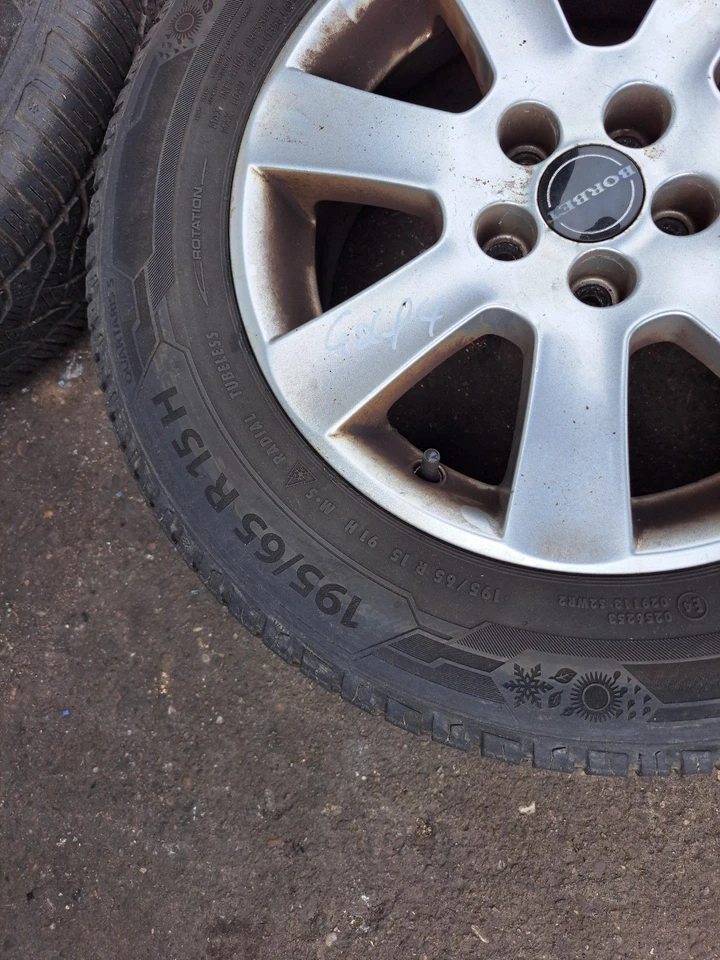 VW Golf IV 1 Satz Alufelgen mit Allwetterreifen 195/65R15 - Bild 2 von 4