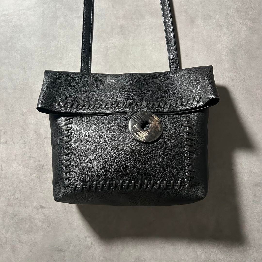 Borsa a tracolla Yves Saint Laurent cucita usata autentica ottima + GIAPPONE