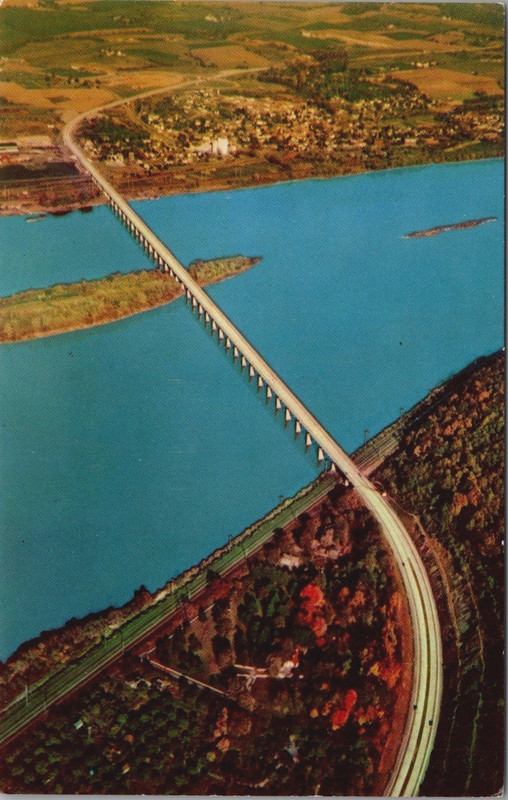 POSTCARD PENNSYLVANIA TURNPIKE CROSSING SUSQUEHANNA RIVER AERIAL VIEW UNPOSTED