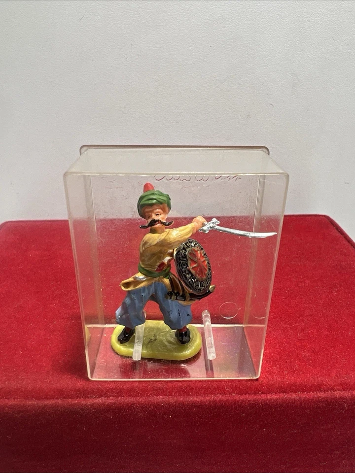 Elastolin 40mm guerreiro turco – espada e escudo – Alemanha Ocidental - Imagem 2 de 4