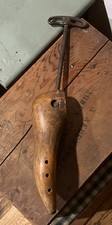 Vintage Geo E. Belcher Wooden Shoe Mold 1 Stretcher Metal Turn Screw Handle