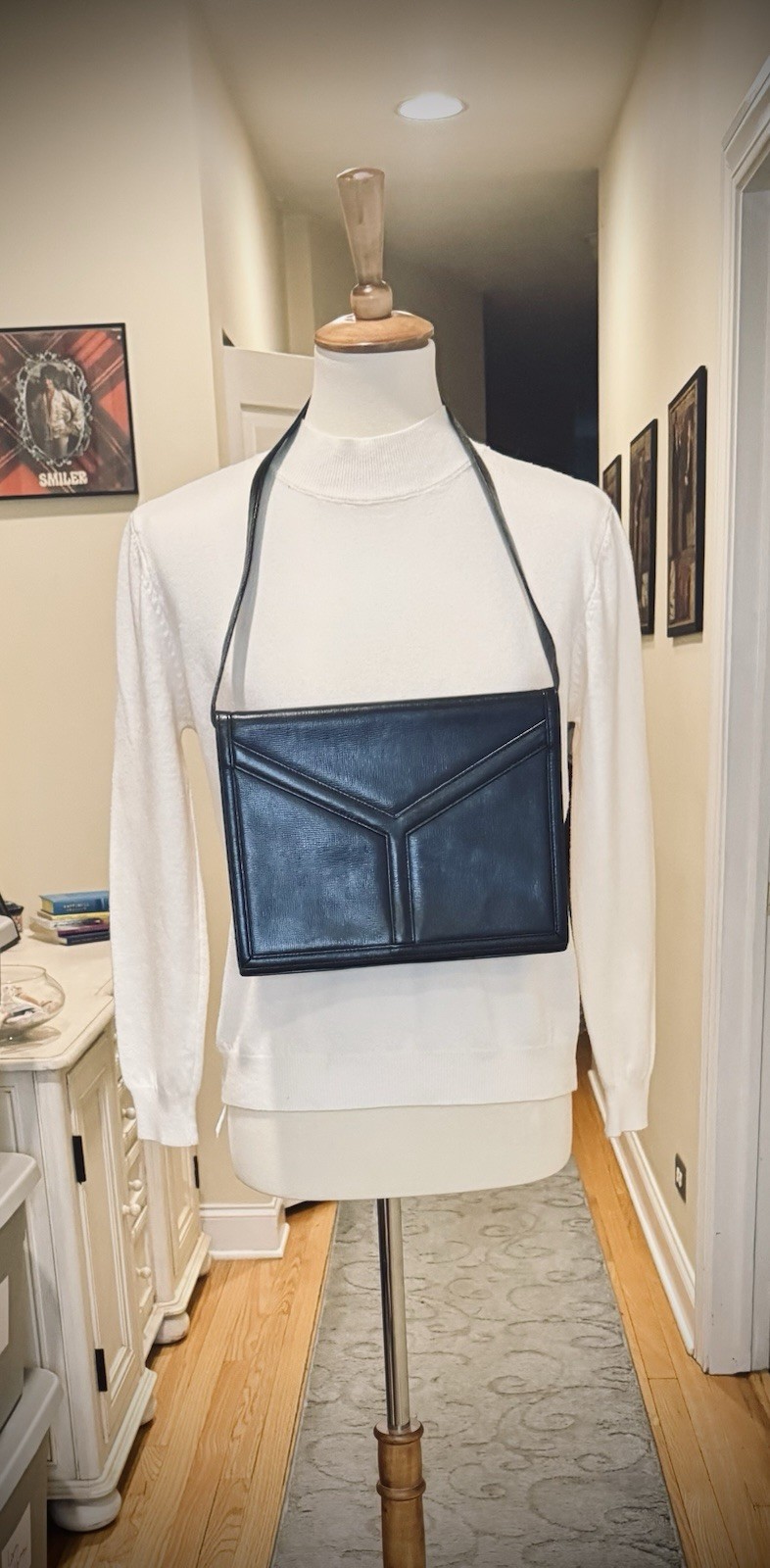 Borsa a mano Yves Saint Laurent in pelle nera