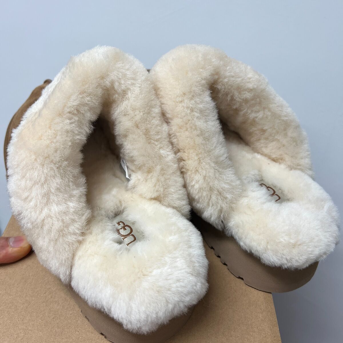 UGG Women's Disquette Slippers Chestnut Suede Upper 1122550 UGG Women's Disquette Slippers Chestnut Suede Upper 1122550