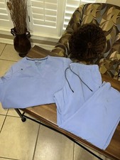 WOMENS BEYOND SCRUBS TOP And Pants BLUE SHORT SLEEVE POCKETS SIZE Medium