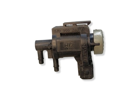 Audi A4 S4 B6 8E 8H 2003 Diesel 132kW Turbolader Druckwandler Magnetventil