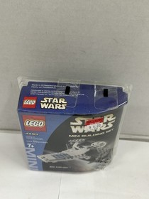LEGO 4493 STAR WARS Sith Infiltrator Mini Building Set Retired Factory Sealed
