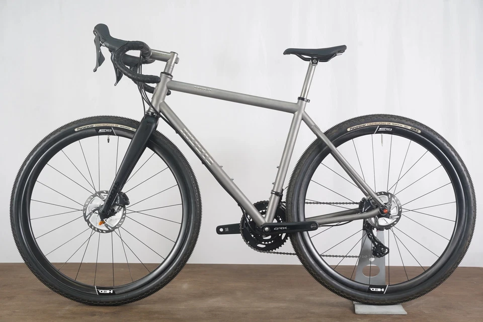 NEW 54cm Moots Routt 45 Shimano GRX RX810 11 Speed Disc Titanium Gravel Bike - Image 4 of 4