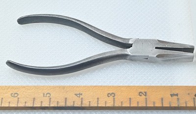  6'' Utica Drop Forge & Tool Co.   20-6 Flat Nose Duckbill Pliers (INV S302)