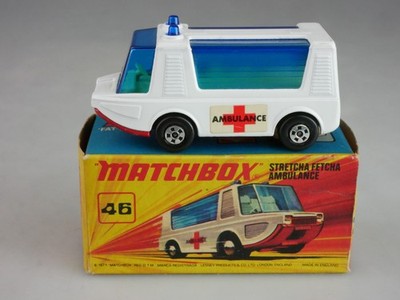 46-B Stretcha Fetcha Ambulance - 54535 Matchbox Superfast
