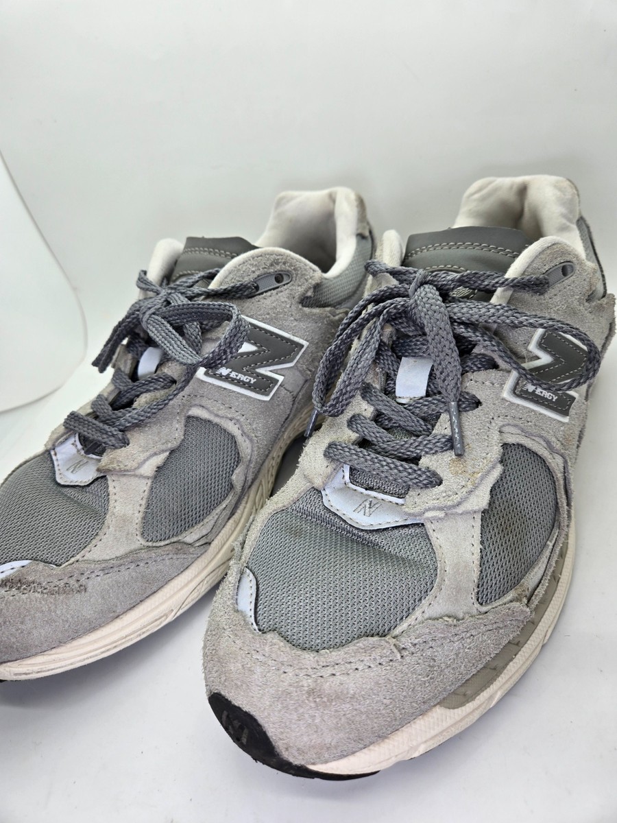 New Balance 2002R Protection Pack Shoes Men display picture 3