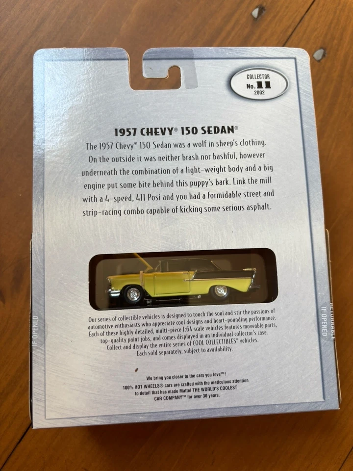 Chevy 150 1957 Hot Wheels 100 % amarillo sedán pilotos reales Foto 2 de 4