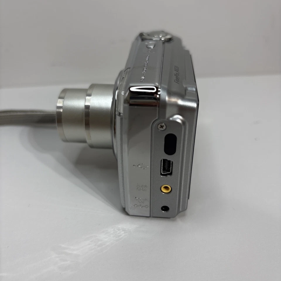 Fujifilm FinePix A920, photo 4 of 5