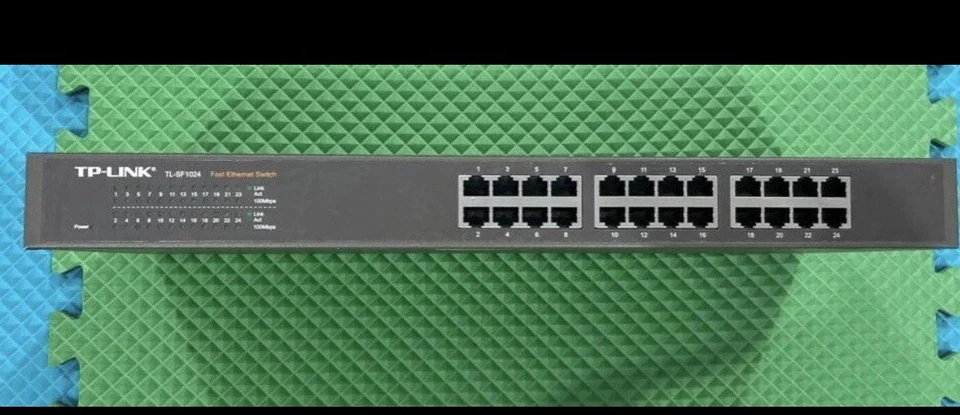 TP-Link 24-Port 10/100Mbps Fast Ethernet Switch Model TL-SF1024 Very Good. - Image 2 of 4