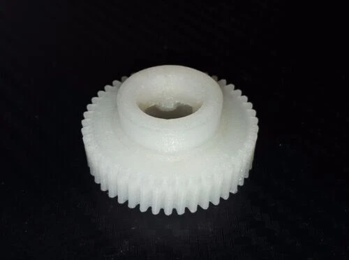 Revestimiento para techos y piezas para habitáculo e interiores de coche