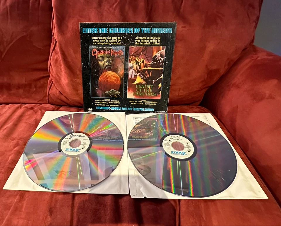 Queen Of Blood/Planet Of The Vampires - Laserdisc / Double Feature - Horror - Image 3 of 3