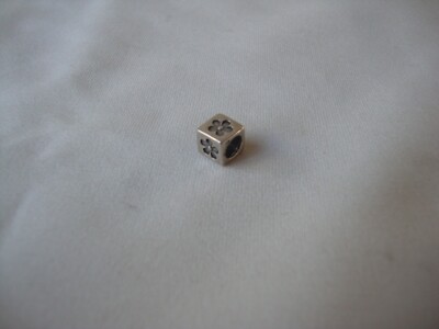 VINTAGE 'FLOWER' SIGN/SYMBOL 1/4'' CUBE CRAFT BEAD STERLING SILVER STAMP 925