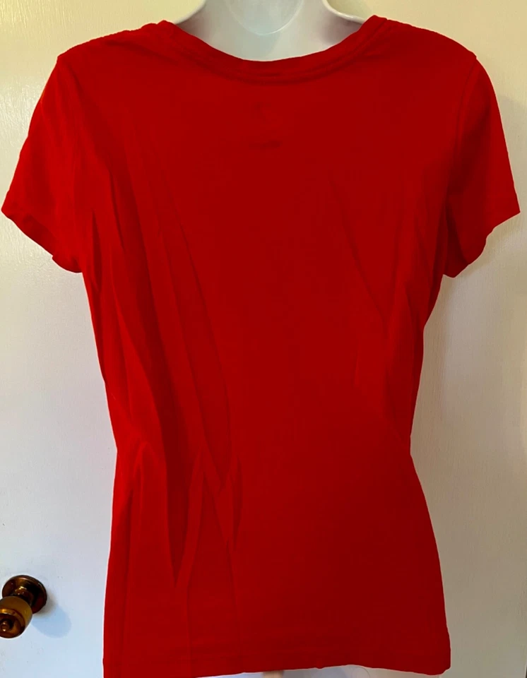 CAMISETA TOP PHILLIES CHASE UTLEY MUJER ROJA MEDIANA CON GRÁFICOS DE ALGODÓN TALLA M ¡USADA EN EXCELENTE ESTADO! Foto 4 de 4