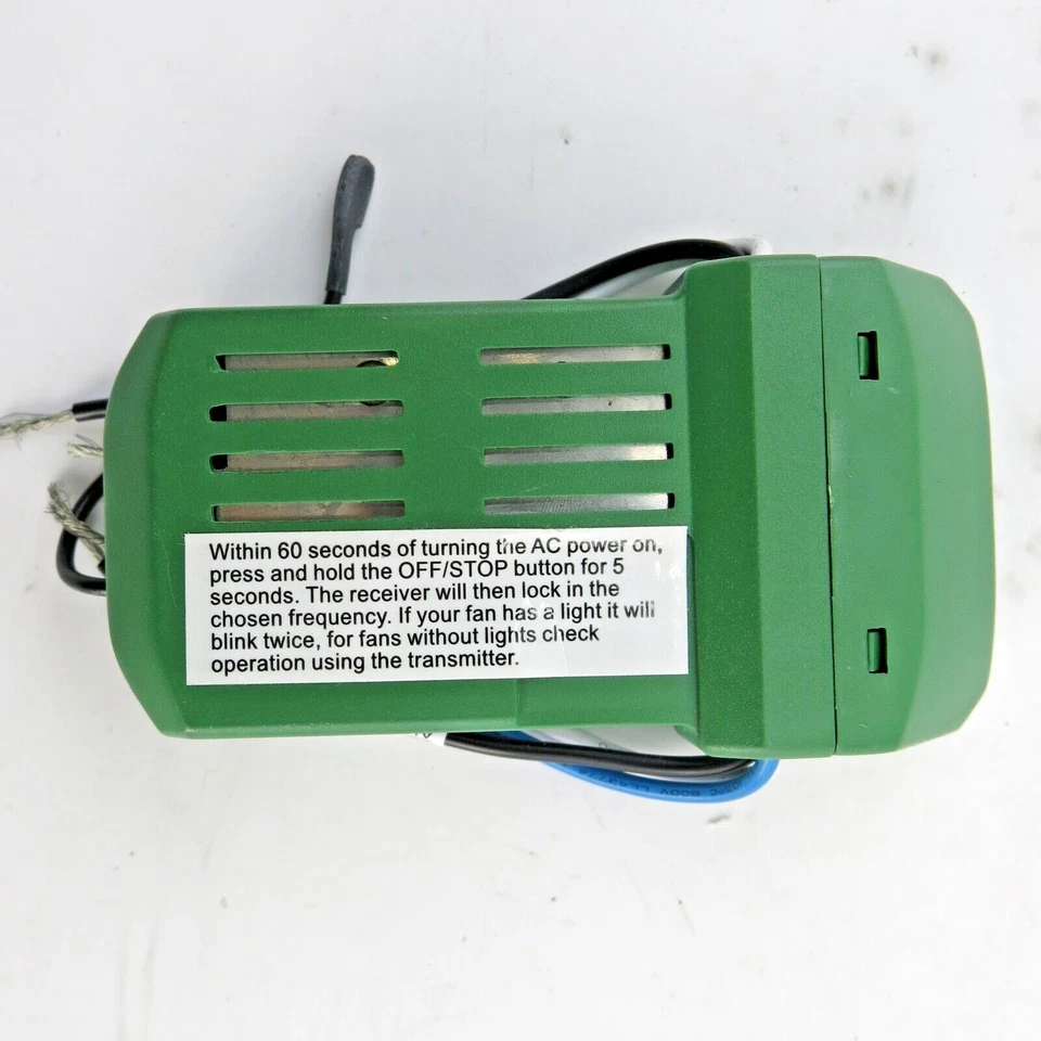 Hampton Bay Replacement Ceiling Fan Motor Control Receiver UC7067RC Black/Green - Image 4 of 4