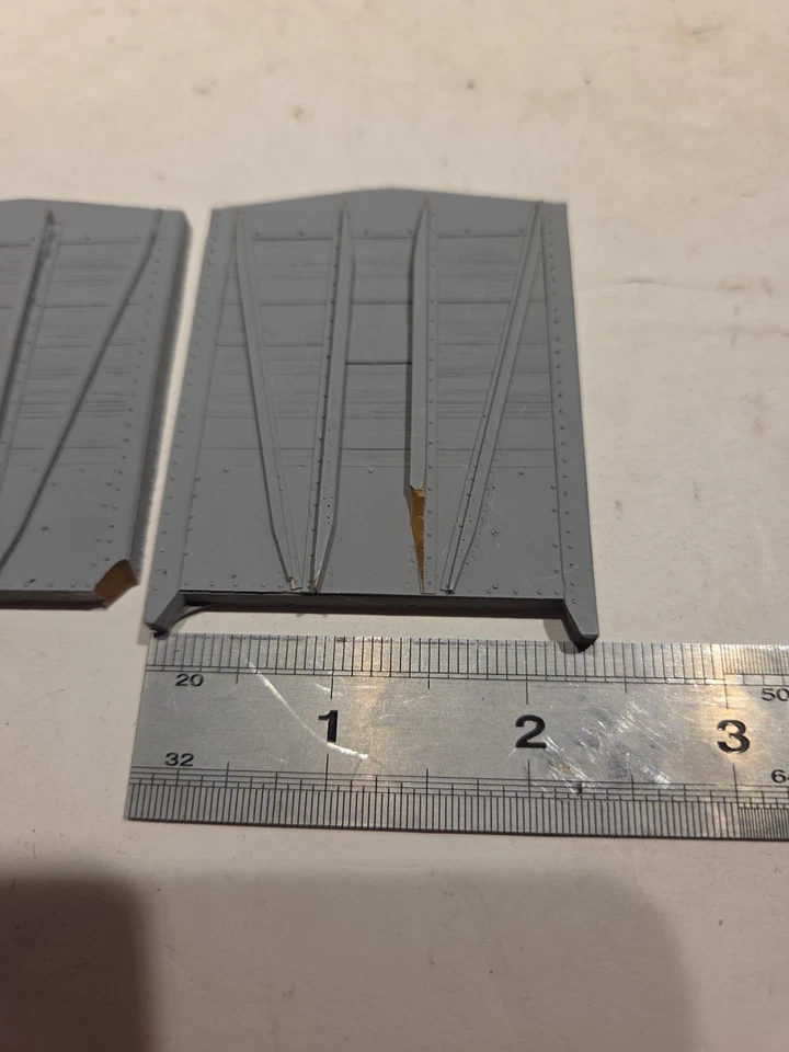 Resin Molded O scale 2 rail O Gauge boxcar Ends New Part Lot #75 Damaged - Image 3 of 4