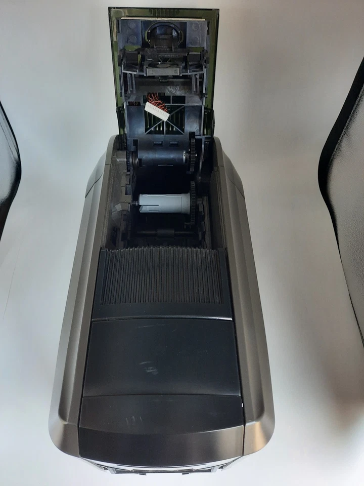 Datacard CD800 PX30 Thermal ID Card Printer -(UNTESTED)-FOR PARTS - Image 4 of 4