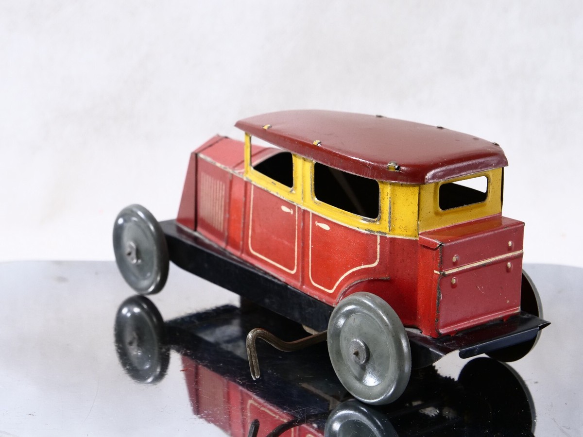 Berline Renault SAINT MIHIEL JOUET ancien tôle 1935 époque CIJ JRD
