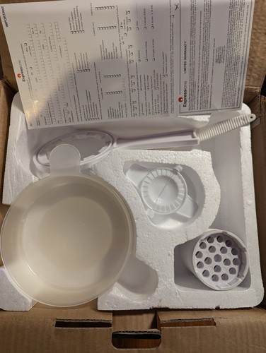 Espressione Pastamatic Metal Automatic Pasta Machine 1592 - With original box - Picture 2 of 4